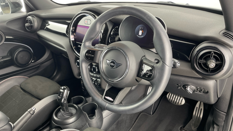 MINI Hatchback 1.5 Cooper Sport 3dr Auto Petrol Hatchback